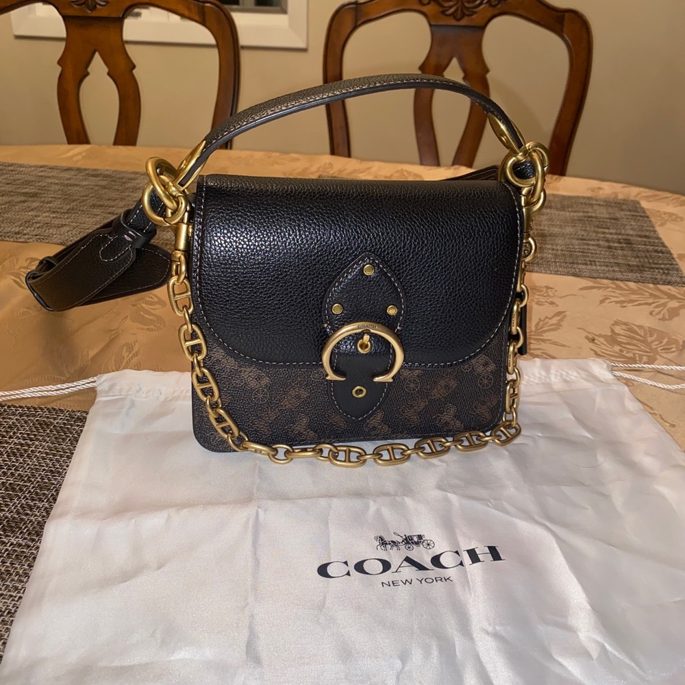 Coach Shoulder Bag With Horse And Carriage Print